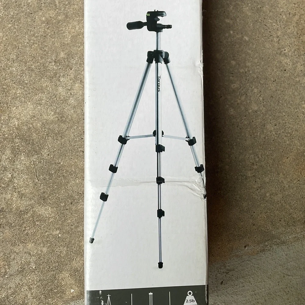 Targus 50” Tripod New in Box